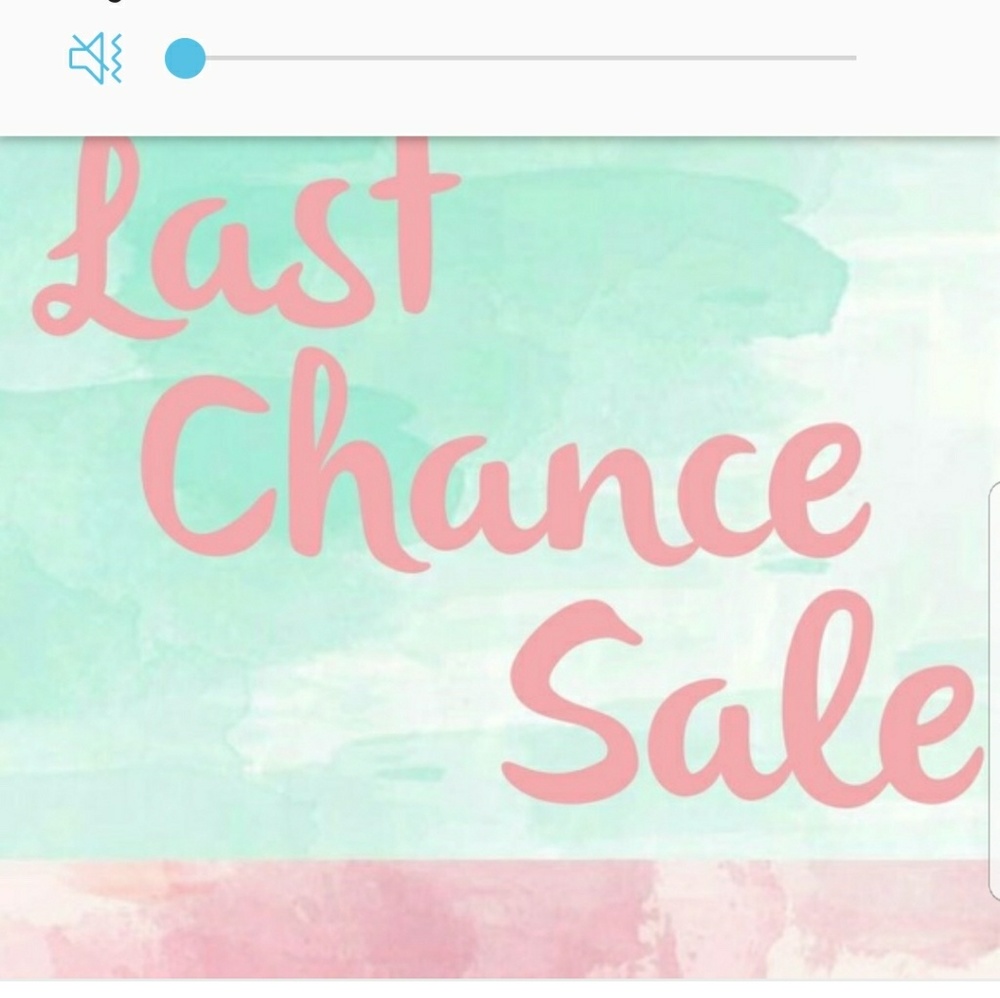 Everything must be gone today! Last chance